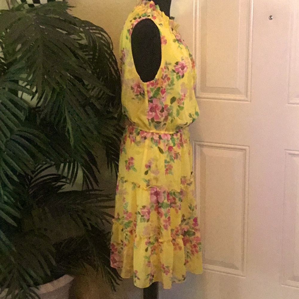 STELLA & JULIE” pretty floral dress size (16W)🌸🌼💕 - Picture 3 of 5